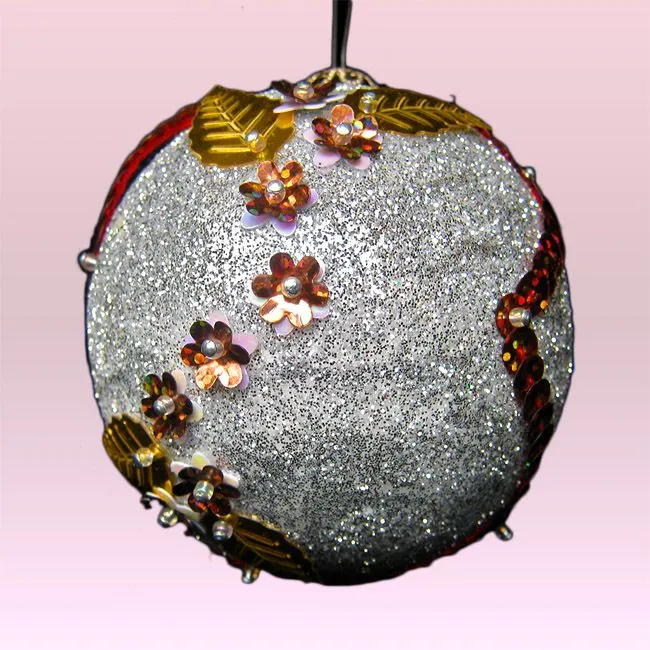 TereArte | Bolas navideñas decoradas para el árbol TereArte | Bolas navideñas decoradas para el árbol