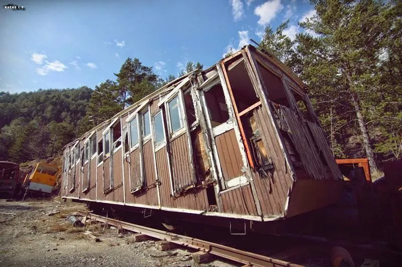 Territorio Abandonado: Cementerio de trenes Territorio Abandonado: Cementerio de trenes