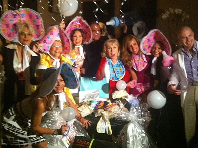 Thalia's Baby Shower – photos, video & articles | Enséñame a vivir Thalia's Baby Shower – photos, video & articles | Enséñame a vivir