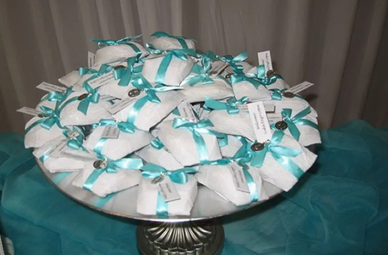 The Baby Shower Fiestas: Decoración de Baby Shower de color Azul y ...
