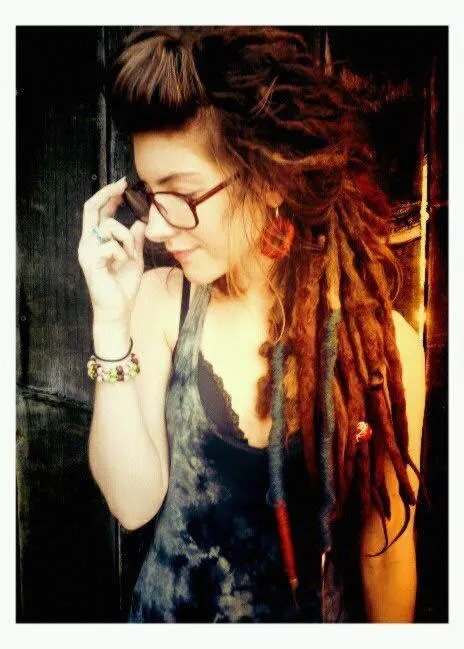 Chicas lindas con rastas – Marcianos