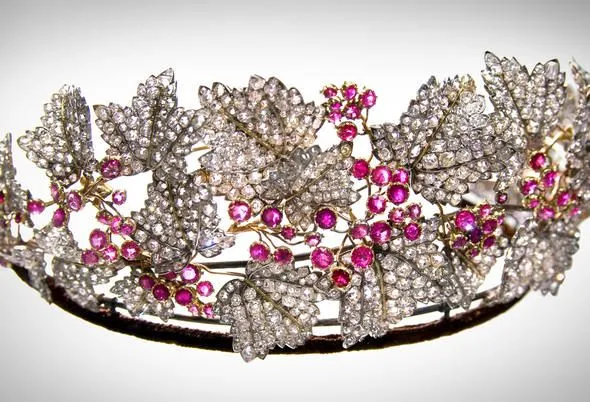 The Royal Order of Sartorial Splendor: Readers' Top 15 Tiaras: #4 ... The Royal Order of Sartorial Splendor: Readers' Top 15 Tiaras: #4 ...