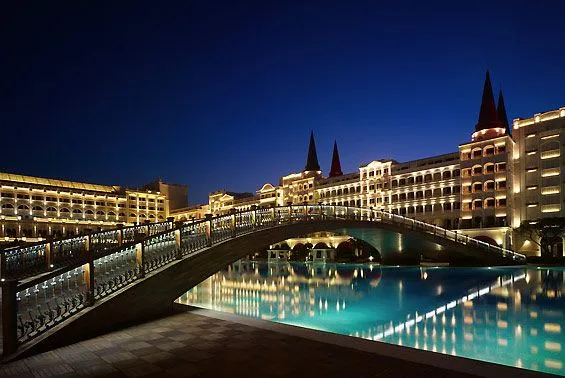 the_mardan_palace_02.jpg