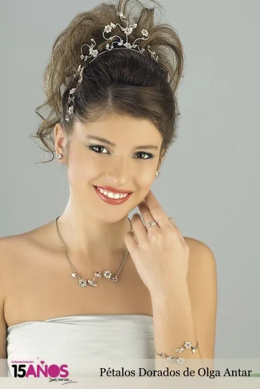 Tiaras, coronas, coronitas, bijouterie | Novias, 15 años | Tiaras ... Tiaras, coronas, coronitas, bijouterie | Novias, 15 años | Tiaras ...