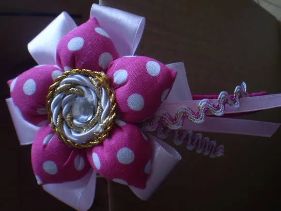 TIARAS DECORADAS | MUNDO DOS SONHOS ACESSÓRIOS | Elo7 TIARAS DECORADAS | MUNDO DOS SONHOS ACESSÓRIOS | Elo7