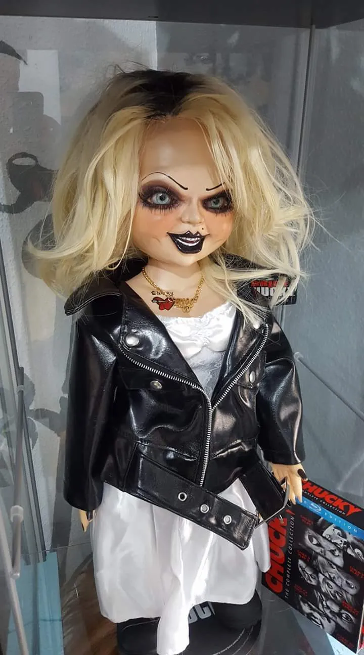 Mi Tiffany Valentine La novia de Chucky Lifesize Mi Tiffany Valentine La novia de Chucky Lifesize