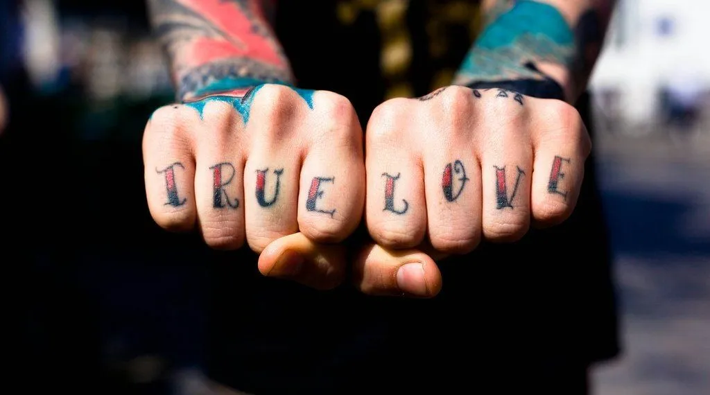 7 tipografías para plasmar tu personalidad en tu próximo tatuaje - Cultura Colectiva 7 tipografías para plasmar tu personalidad en tu próximo tatuaje - Cultura Colectiva