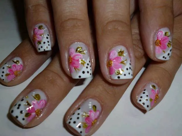 TIPS DE UÑAS: junio 2013