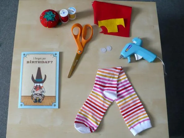 Cómo hacer un títere con un calcetín o media : cositasconmesh