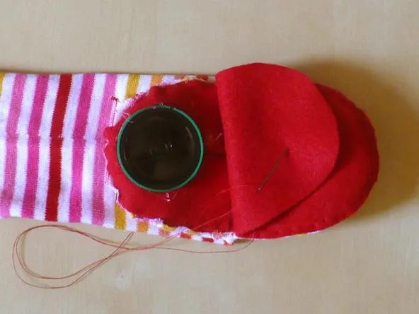 Como hacer un titere con medias paso a paso - Imagui