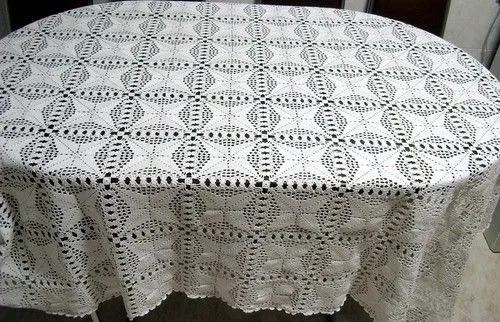 Toalha em crochet - crochet tablecloth - a photo on Flickriver Toalha em crochet - crochet tablecloth - a photo on Flickriver