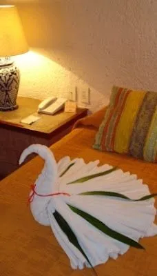 TOALLA CISNE ORIGAMI CON TOALLAS TOWEL ORIGAMI : DECORACION CON ... TOALLA CISNE ORIGAMI CON TOALLAS TOWEL ORIGAMI : DECORACION CON ...
