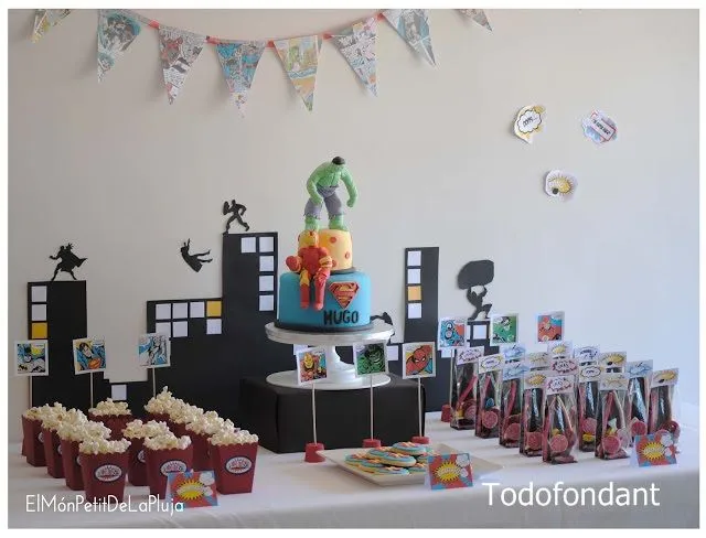 TODOFONDANT: MESA DULCE SUPER HEROES