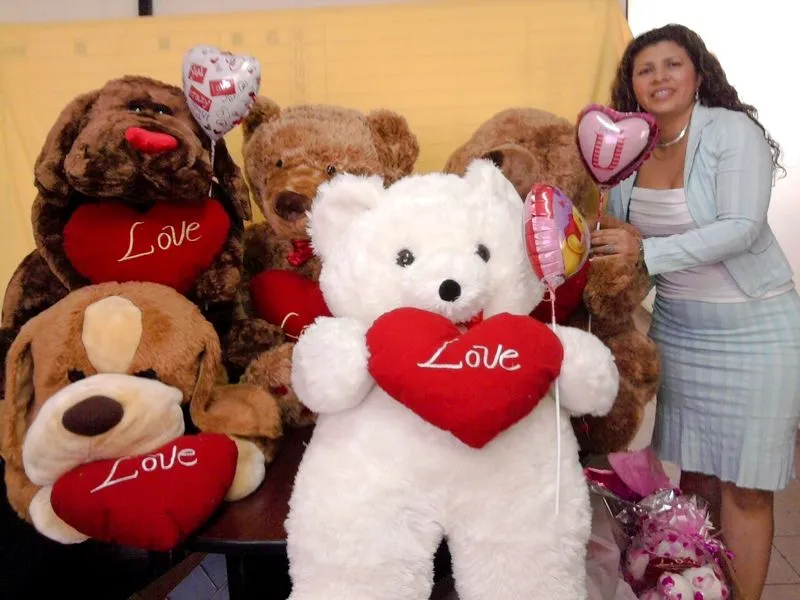 Peluches gigantes con coraz ón bordado en oferta ! Peluches gigantes con coraz ón bordado en oferta !
