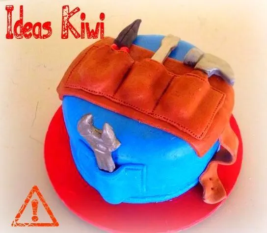 Tools Cake.jpg by sandra vidrio, via Flickr | Bizcochos para ... Tools Cake.jpg by sandra vidrio, via Flickr | Bizcochos para ...