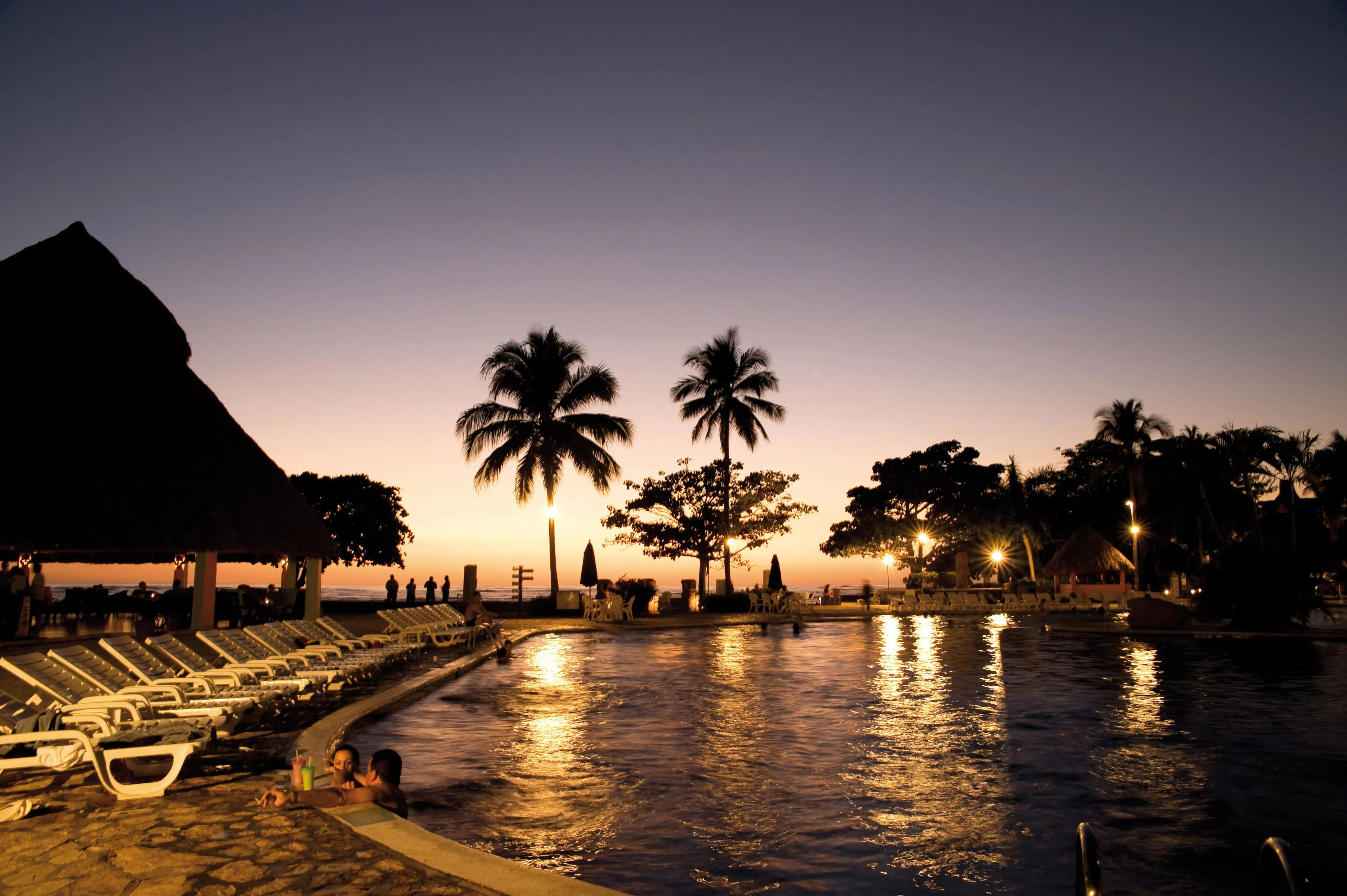 Top 3 hoteles de playa El Salvador | REVISTA DEVACACIONES Top 3 hoteles de playa El Salvador | REVISTA DEVACACIONES