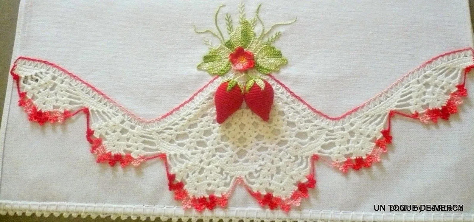 UN TOQUE DE MERCY: PUNTILLAS O BORDES DE CROCHET UN TOQUE DE MERCY: PUNTILLAS O BORDES DE CROCHET