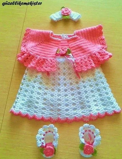 UN TOQUE DE MERCY: ROPA DE CROCHET PARA BEBE .,BONITOS VESTIDOS ...