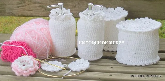 UN TOQUE DE MERCY: SET PARA BANO DE CROCHET//INCLUYE EL FORRO DEL ...