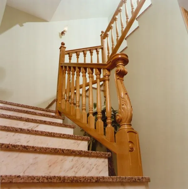 TORNEADOS FUENTESPALDA / Barandillas y escaleras de madera, forja ...