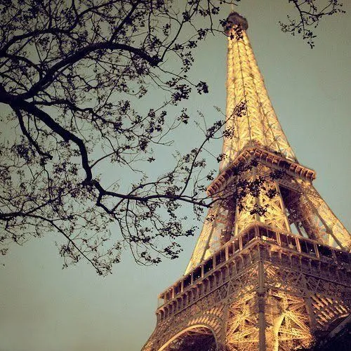 Imágenes de la torre eiffel animada - Imagui Imágenes de la torre eiffel animada - Imagui