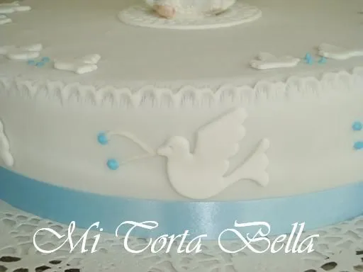 Mi Torta Bella: Torta de bautismo - Angel con palomitas