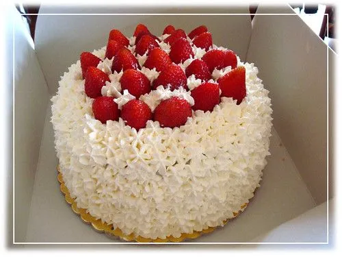 torta chantilly e fragole | Flickr - Photo Sharing!