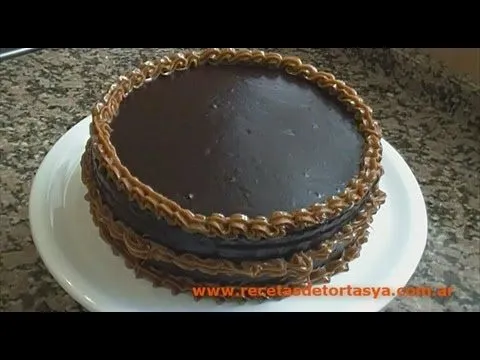 Torta de Chocolate con Cobertura de Chocolate y Dulce de Leche ...