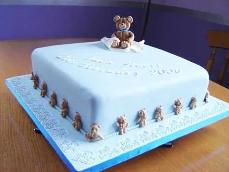 Torta Cuadrada en pastillaje con motivo | Sugerencias Fiesta ... Torta Cuadrada en pastillaje con motivo | Sugerencias Fiesta ...