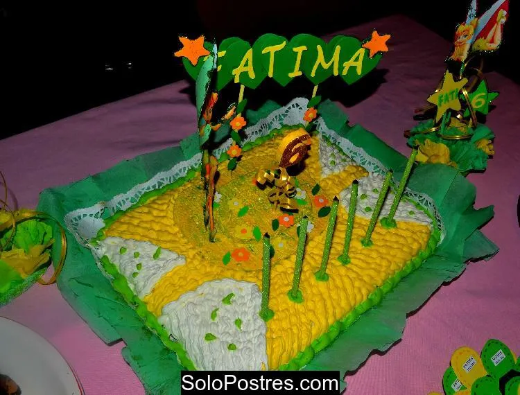 Torta de cumpleanos del hada campanita