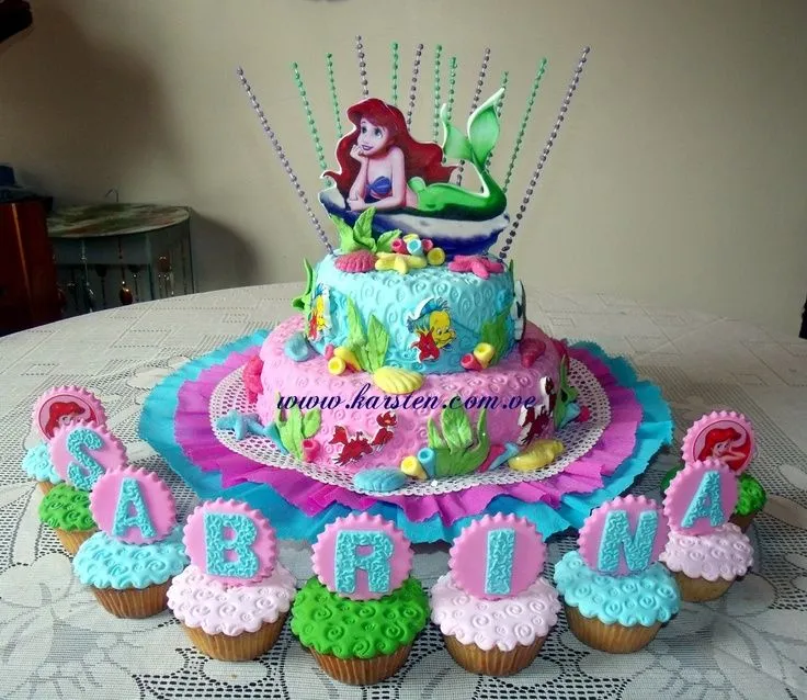 Torta y CupCake´s de la Sirenita | La Sirenita | Pinterest ...