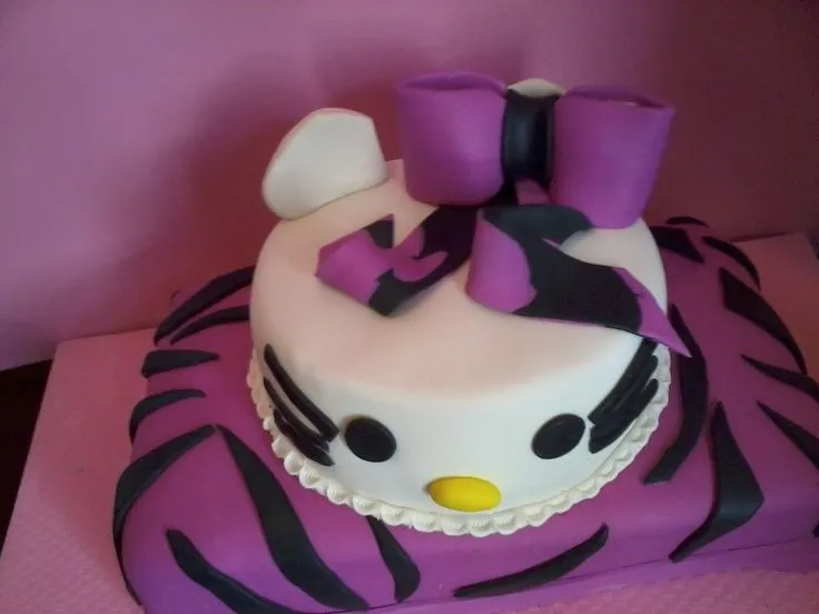 Hello Kitty Animal Print | Tortas | Pinterest | Animal Prints ...