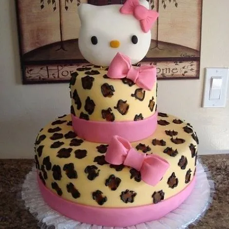 torta-hello-kitty-leopardo.jpg