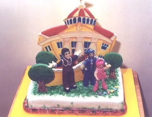 Torta Lazy Town - a photo on Flickriver