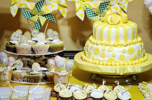 Torta y mesa dulce | Comunion | Pinterest | Mesas and Ideas