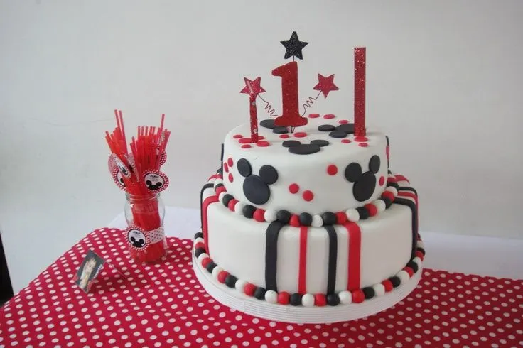 Torta de Mickey cumple 1 año de juan martin | Cosas ricas | Pinterest