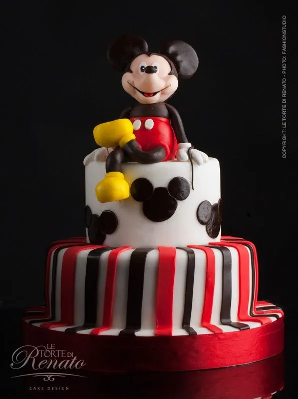 Torta de Mickey Mouse house - Imagui