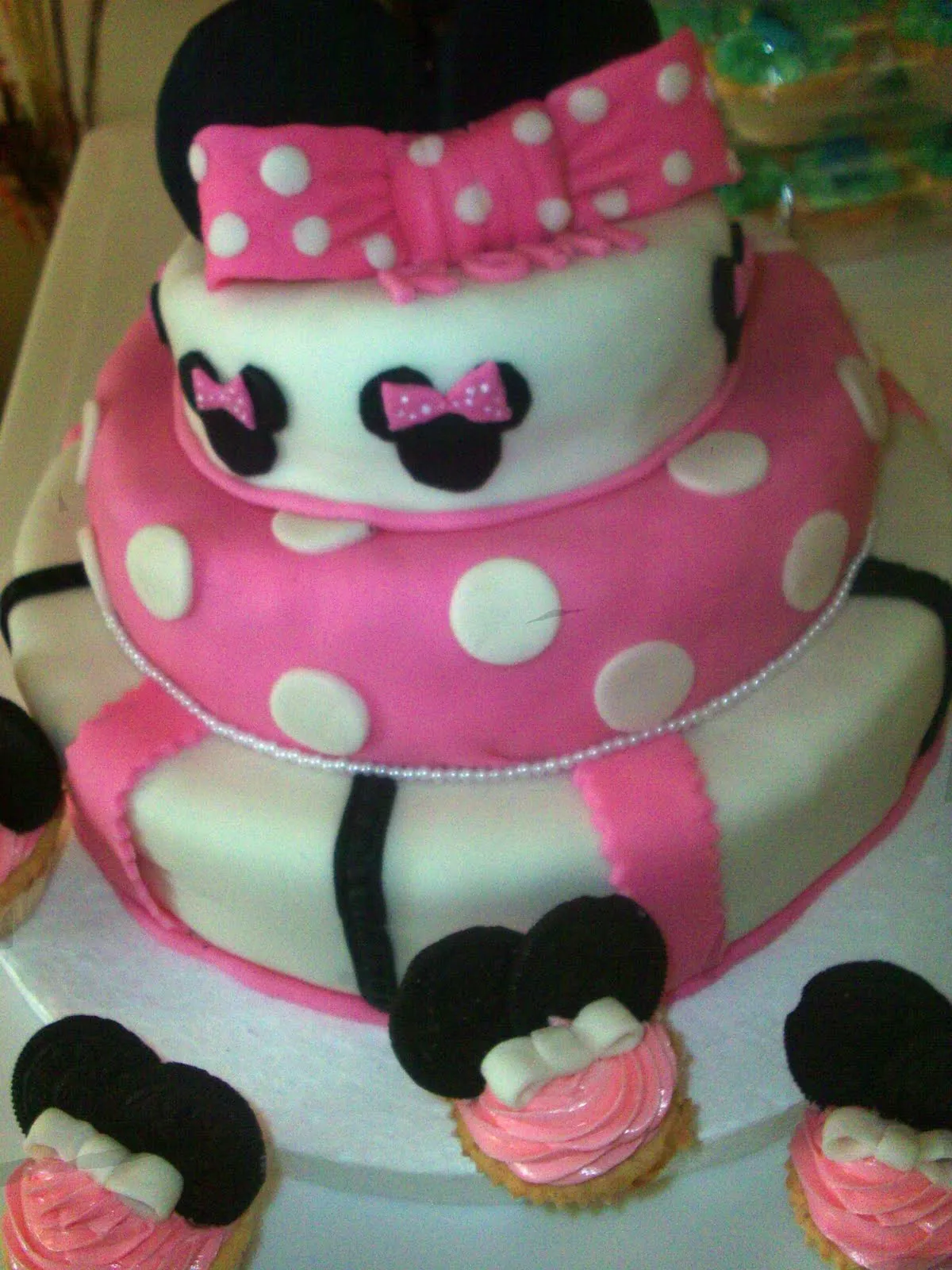 TORTA DE MINNIE MOUSE | Ganache Pastelería