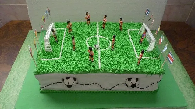 Torta motivo cancha de futbol - Imagui