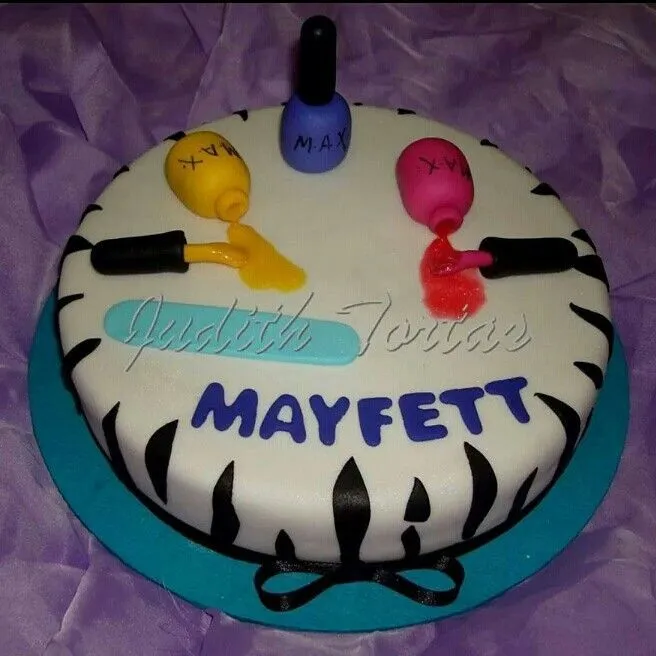 Tortas para Mujeres/Woman on Pinterest | Fondant, Venezuela and ...