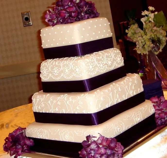 Modelos de tortas cuadradas para matrimonio - Imagui Modelos de tortas cuadradas para matrimonio - Imagui