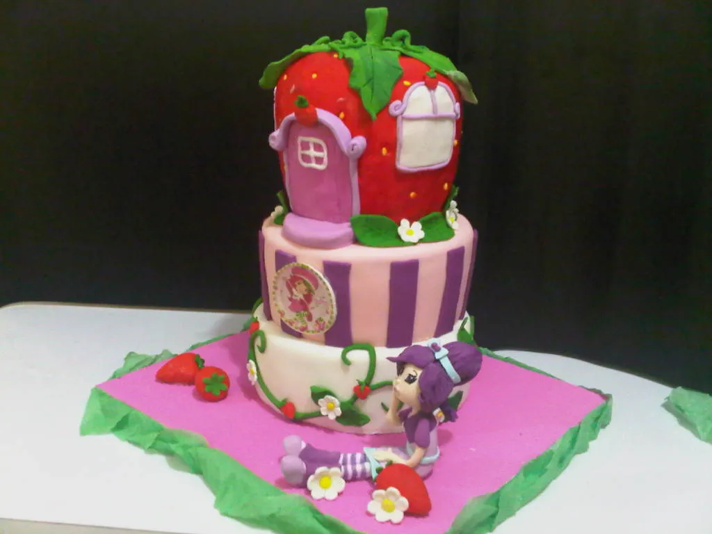 TORTA STRAWBERRY ( FRUTILLITA,FRESITA) | Repostería Artística Sandra TORTA STRAWBERRY ( FRUTILLITA,FRESITA) | Repostería Artística Sandra