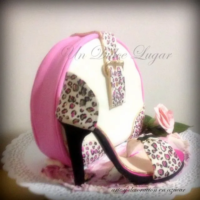 torta tematica, zapato animal print | reposteria artistica ...