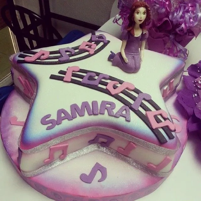 Torta de Violetta | Cesar's Cakes & Design