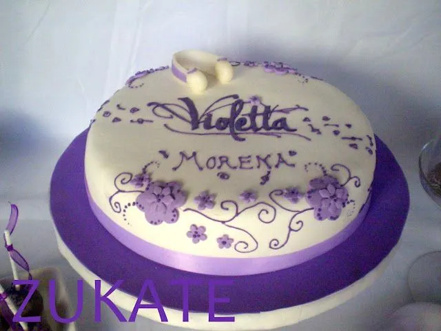 Torta de violetta Disney - Imagui