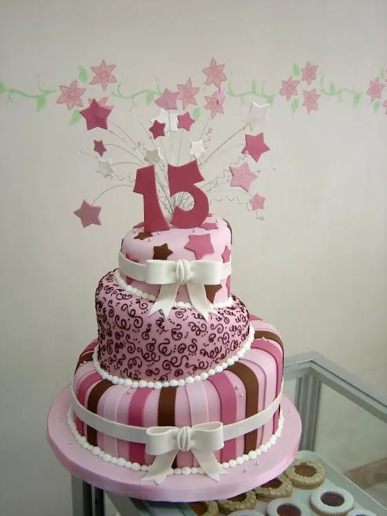 TORTAS 15 ANO ESTRELLAS - Imagui