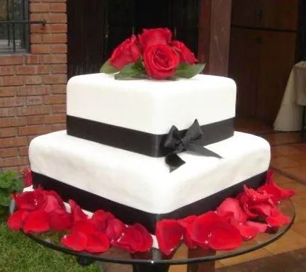 Peinados de novia | Bodas | Tu Boda con Bodaclick : TORTAS ... Peinados de novia | Bodas | Tu Boda con Bodaclick : TORTAS ...