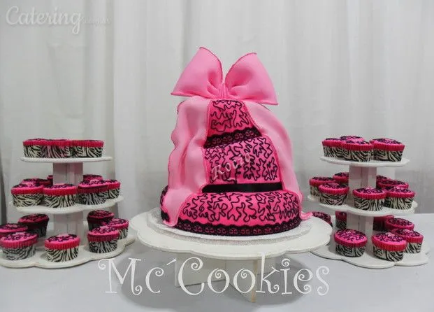 Tortas de 15 años de 3 pisos - Imagui