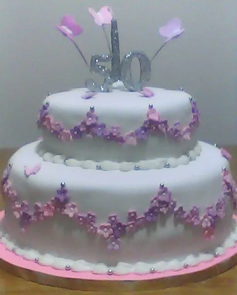 Torta para 50 años mujer - Imagui