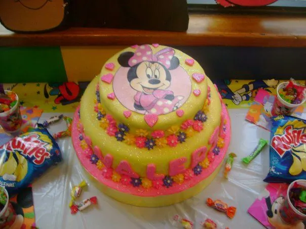 Tortas de cumpleaños de Minnie - Imagui